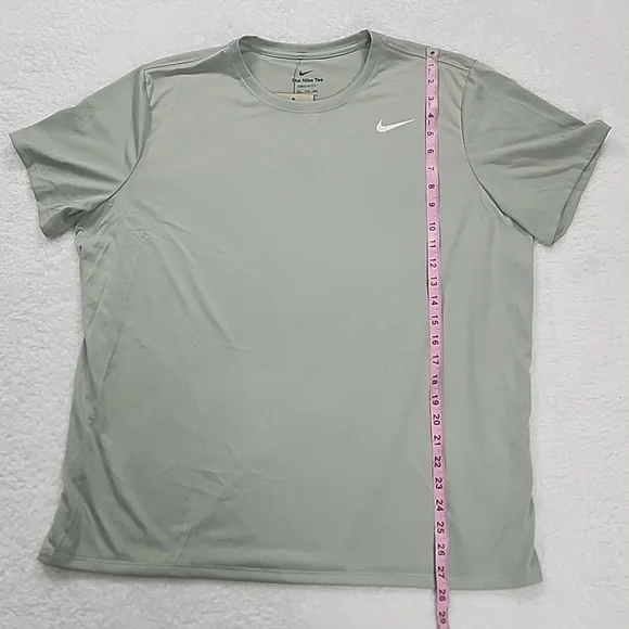 Nike Dri-Fit Training Short Sleeve Tee New With Tags - Picture 5 of 9